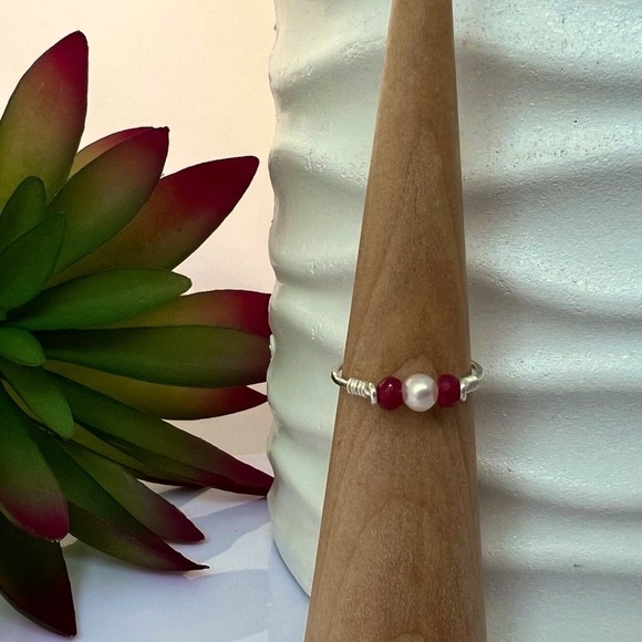 RUBY and Freshwater Pearl Sterling Silver Ring - Picture 15 of 15